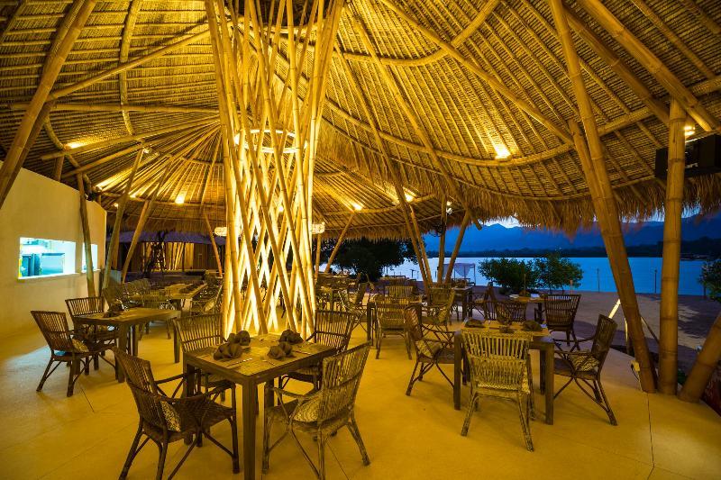 Menjangan Dynasty Resort Pemuteran  Ngoại thất bức ảnh